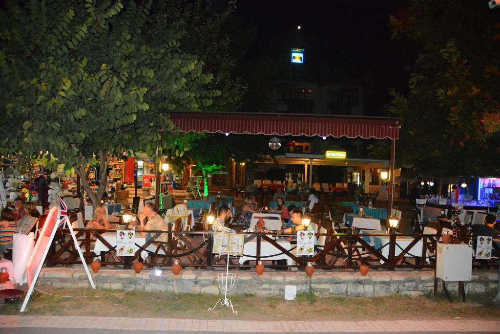 Neptun Hotel Side Kültér fotó