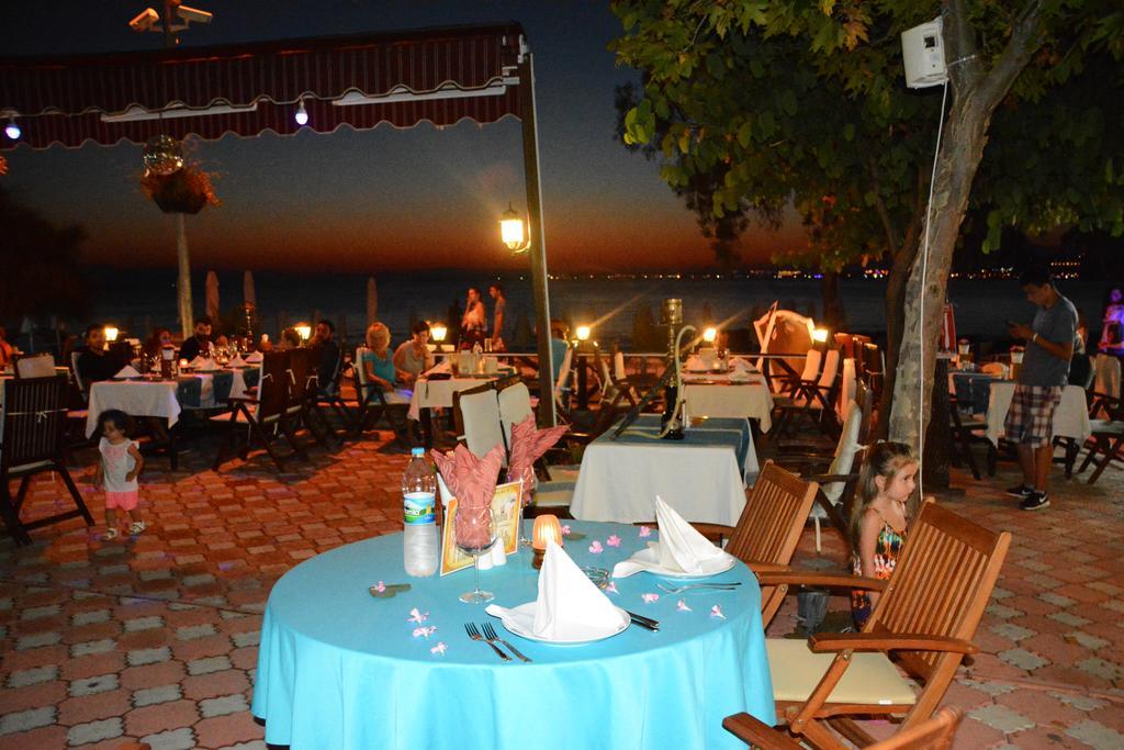 Neptun Hotel Side Kültér fotó